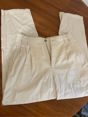 Liz Claiborne Women’s Light Cream Pleated Chinos